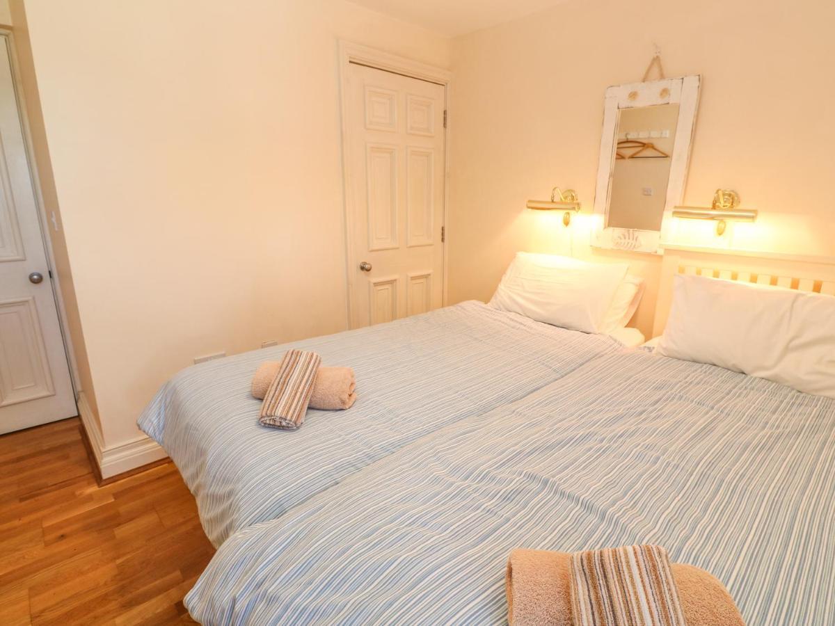 Surf Song Apartment เพนแซนซ์ ภายนอก รูปภาพ